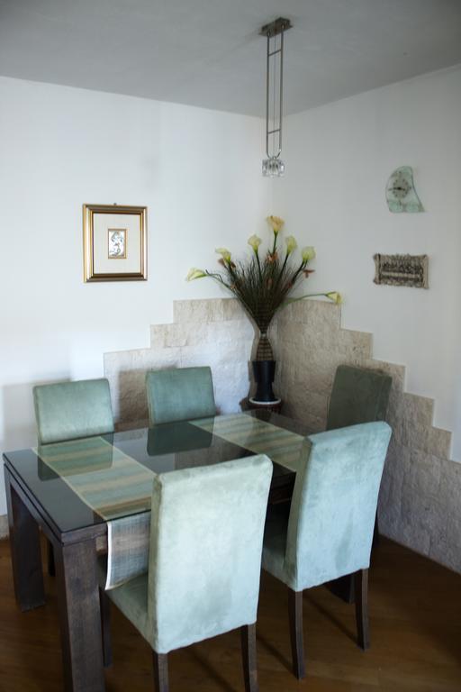 Apartment Visoka Split Habitación foto