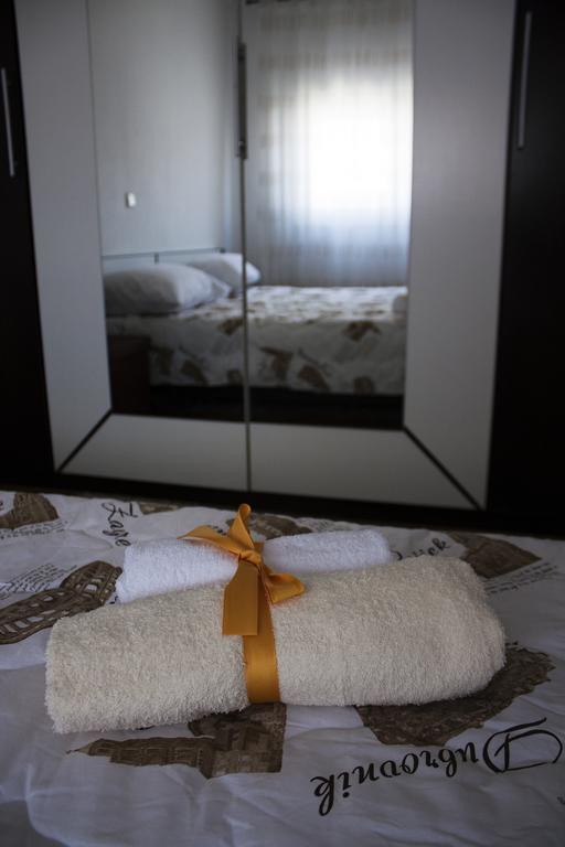 Apartment Visoka Split Habitación foto